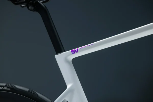 Basso-SV-2027-Zenith-White-1