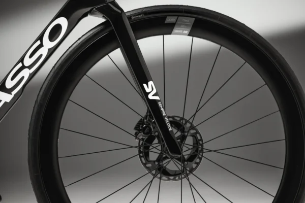 Basso-SV-Pure-Black-1