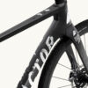 Factor Ostro Gravel-fiets in Naked Grunge Red, close-up van het frame en afwerking