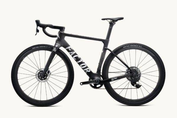 Factor Ostro Gravel-fiets in Naked Grunge Red, zijaanzicht niet-aandrijfzijde