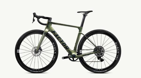 Factor Ostro Gravel-fiets in Olive Green, zijaanzicht niet-aandrijfzijde