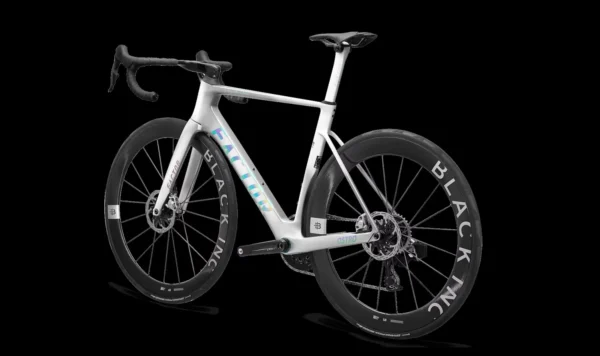 Studio-OSTRO-VAM-v2-Arctic-Chrome_nds45
