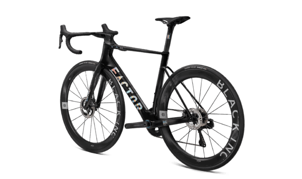 Factor Ostro VAM-fiets in Chrome Ultegra, 45 graden zicht vanaf de niet-aandrijfzijde