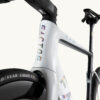 Factor Ostro VAM-fiets in Pearl White, close-up van de balhoofdbuis